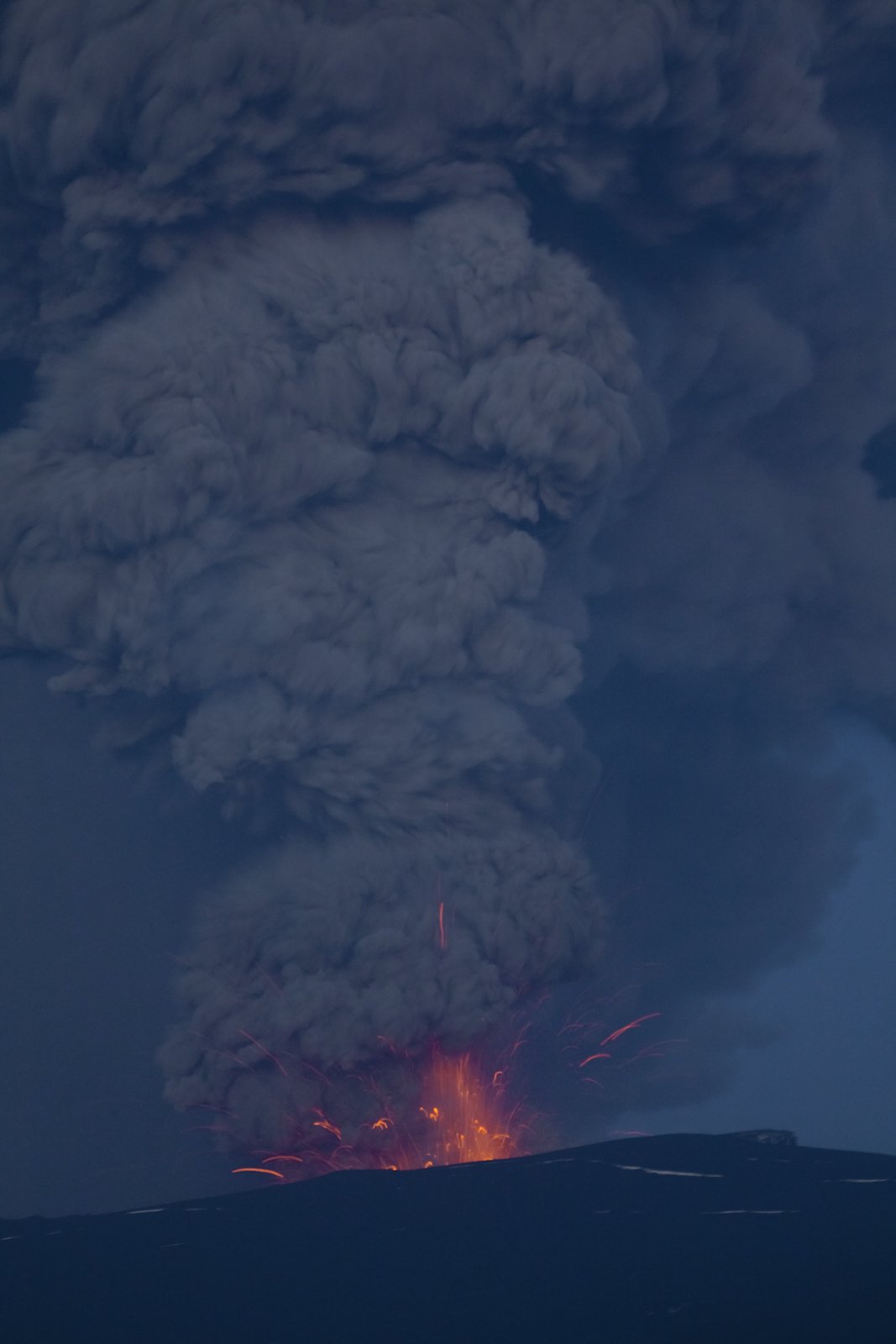 "Eruption in Eyjafjallajökull," by Finnur Malmquist | License: CC BY-NC-ND 2.0