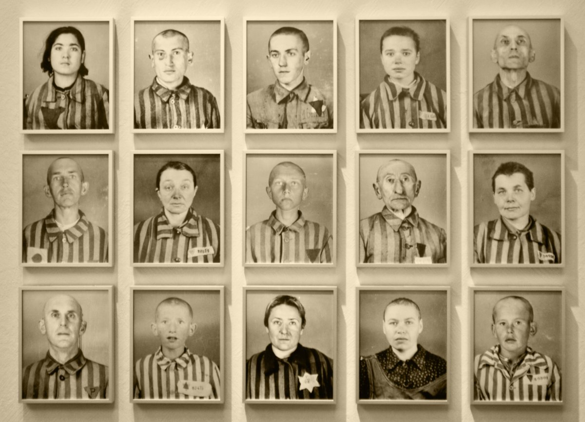 Title: Faces of Auschwitz | Author: James Clear | Source: james_clear | License: CC BY-NC-SA 2.0