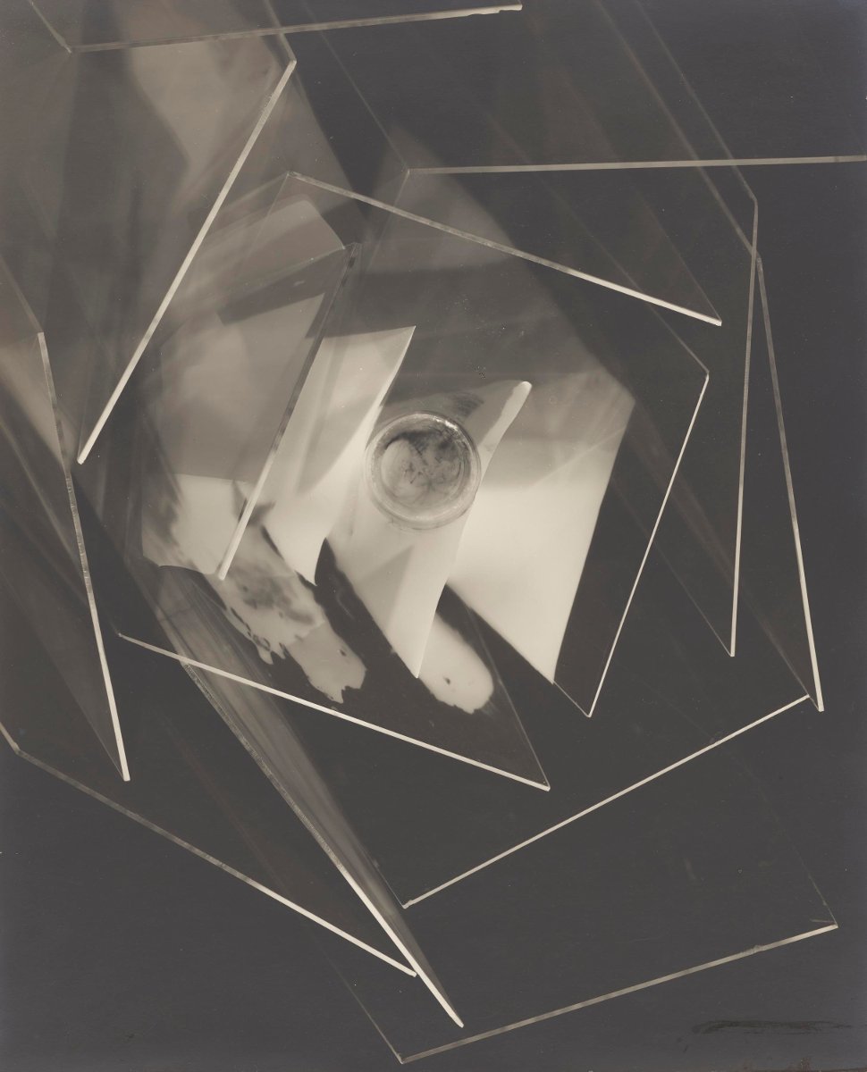Planes, 1922, by Man Ray | Source: Yale University Art Gallery License: CC0