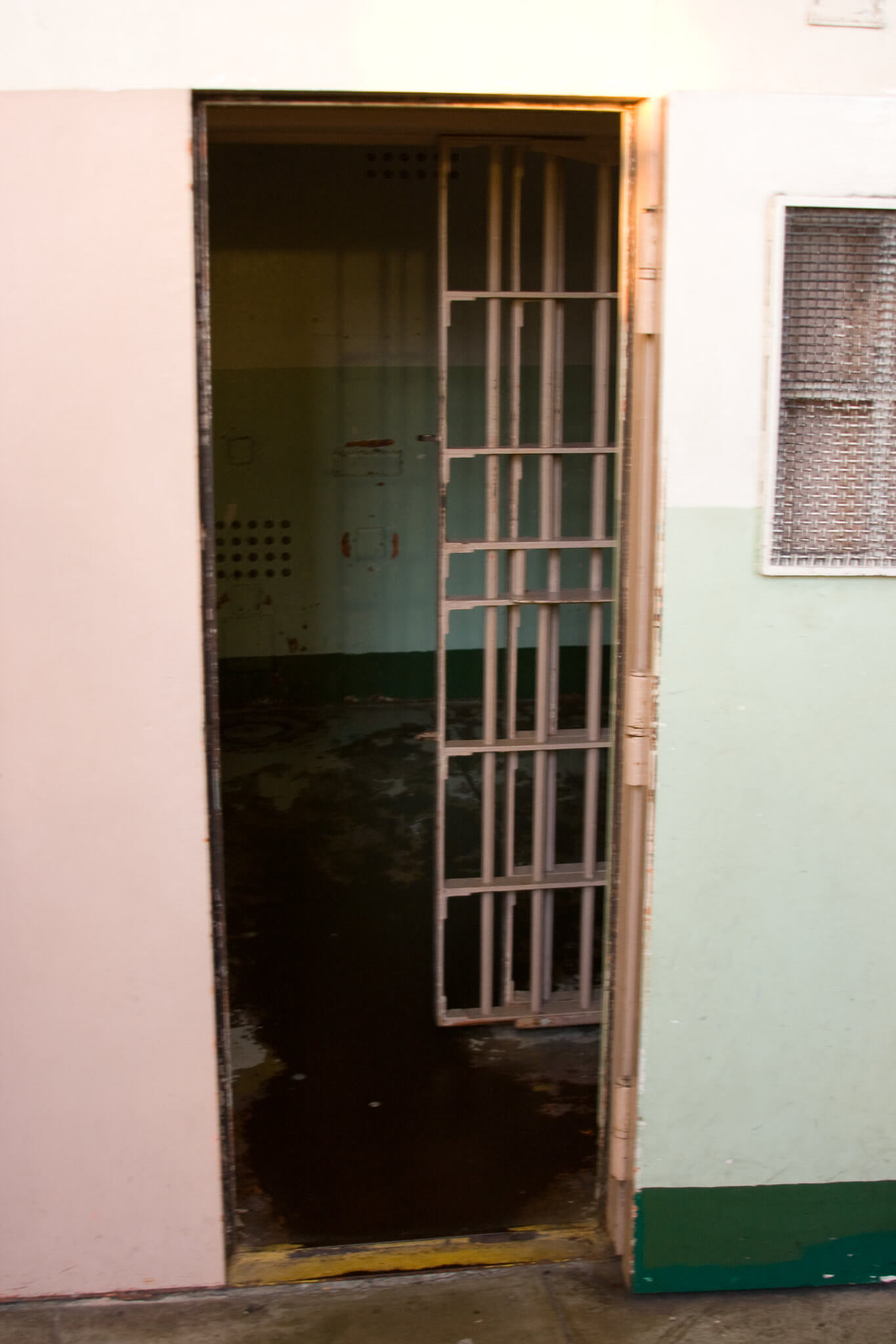 Solitary Confinement Cell | Author: Chris Richards | License: CC BY-NC-ND 2.0