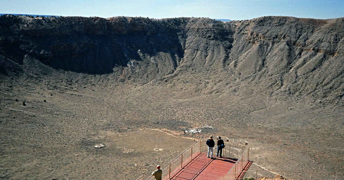 Title: inside Canyon Diablo meteor impact crater | Credit: Mike Beauregard | Source: Flickr | License: CC BY 2.0