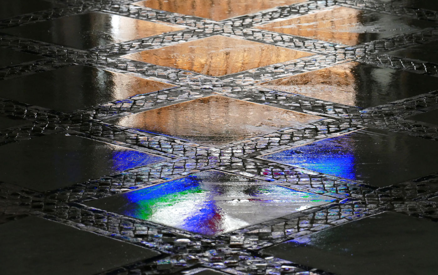 Title: reflection on the wet floor | Credit: Albert Gößwein | Source: Flickr | License: CC BY-NC 2.0