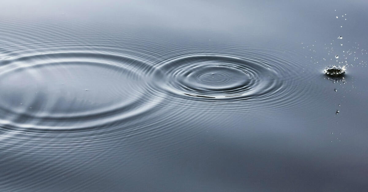 Water ripple photo | Credit: Linus Nyland | License: CC0